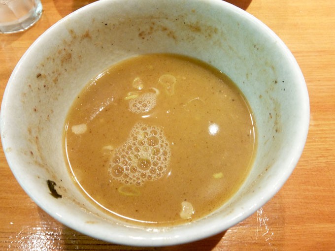 1512_jaws_tsukemen_soup02